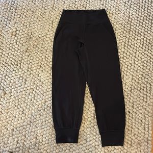 Lululemon jogger size 2